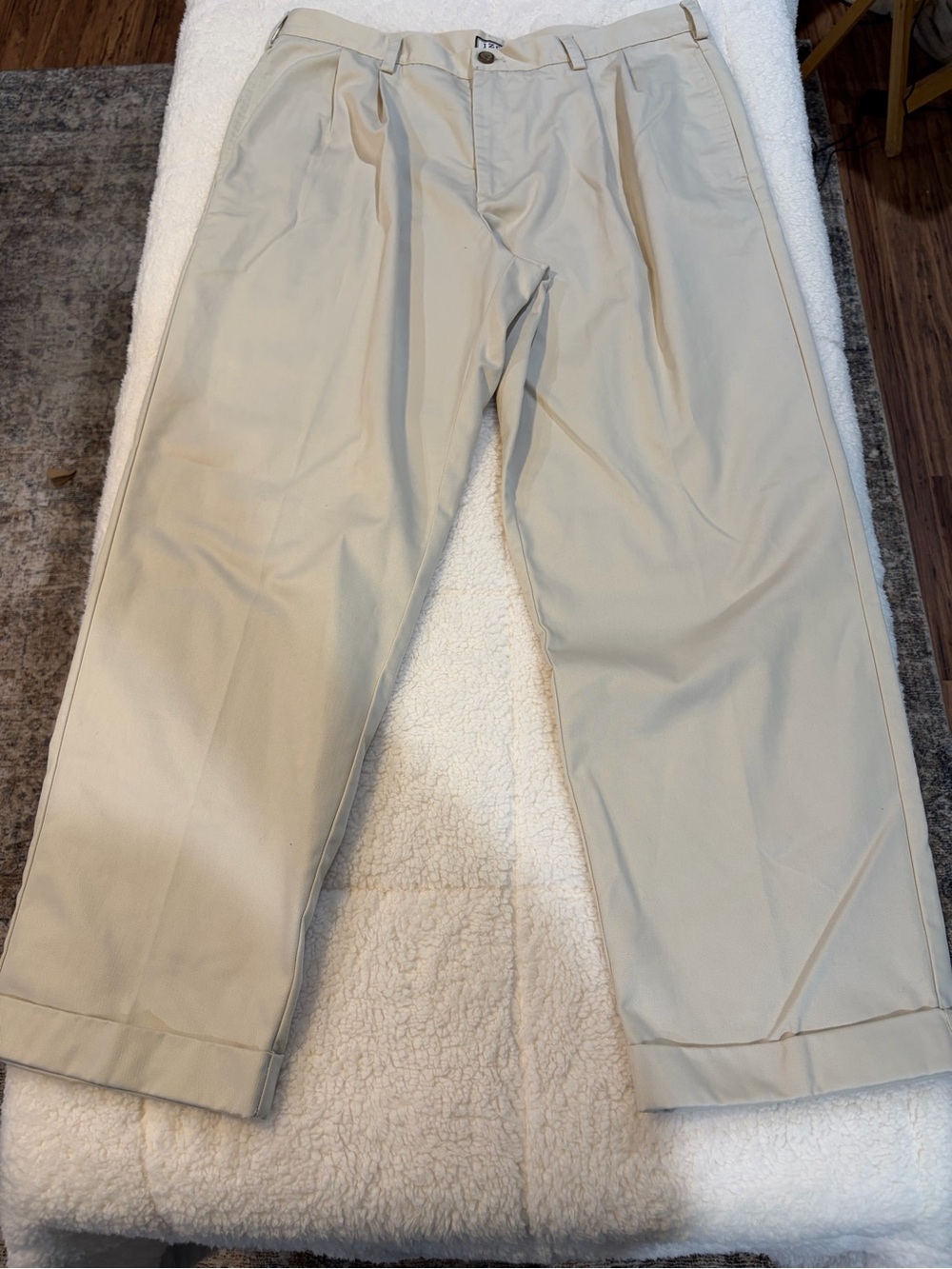 Izod Men's Light Cream Pleated Chinos